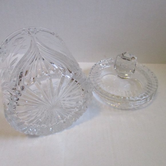 *Vintage Violetta Crystal Canister with Cover 'Flowers in Heart' Made in Poland - Picture 5 of 8